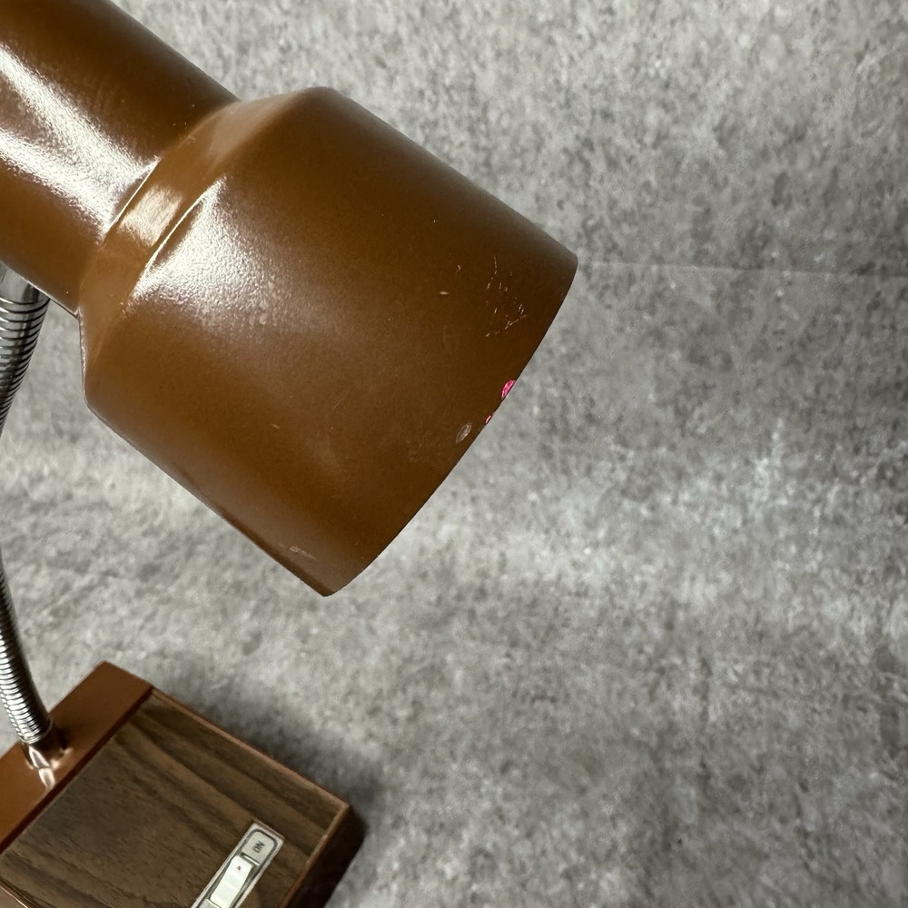 VTG Underwriters Laboratories Portable Gooseneck MCM Desk Lamp Woodgrain E72474 - Picture 5 of 9